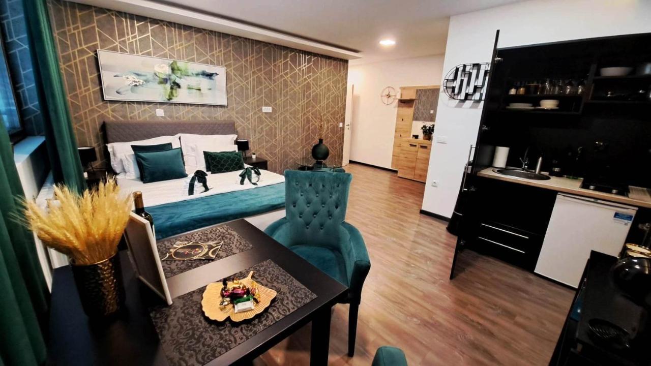 Arcobaleno Apartments & Rooms Βαράζντιν Εξωτερικό φωτογραφία